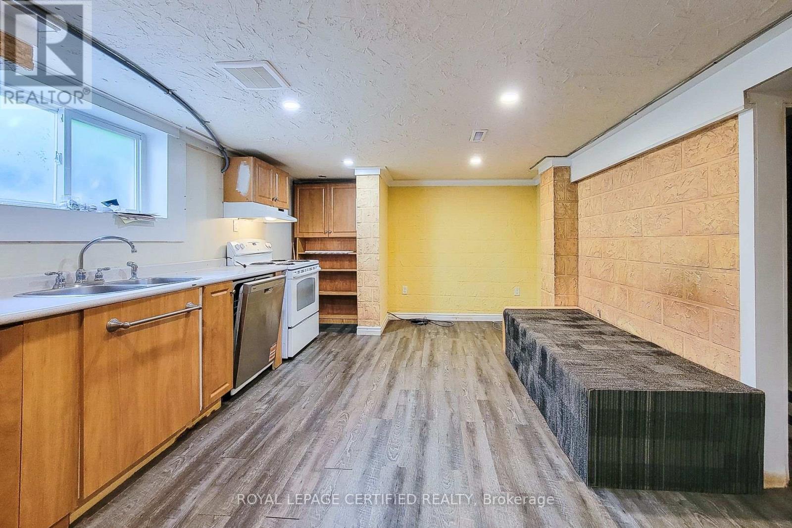 55 Garner Road, Hamilton, Ontario  L9G 2J5 - Photo 24 - X13654352