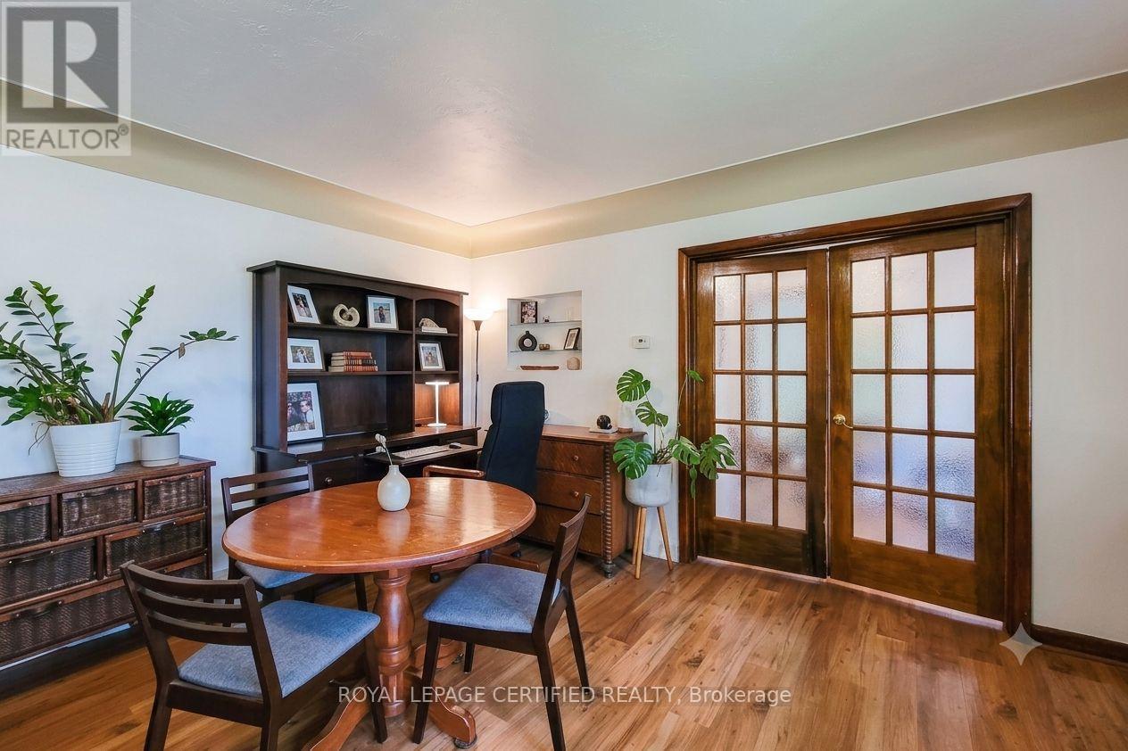 55 Garner Road, Hamilton, Ontario  L9G 2J5 - Photo 7 - X13654352