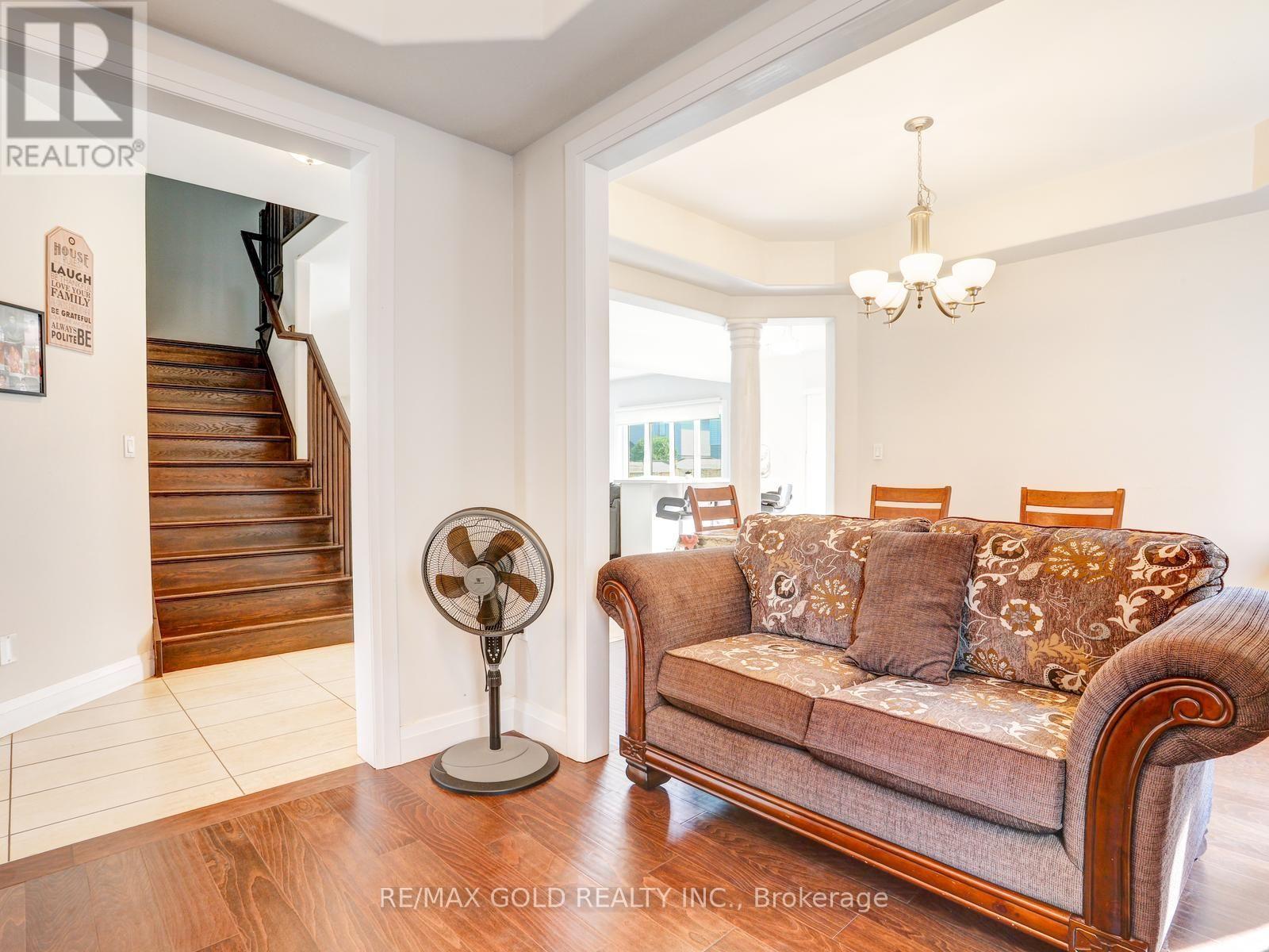 812 Halifax Road, Woodstock, Ontario  N4T 0C6 - Photo 5 - X13654382