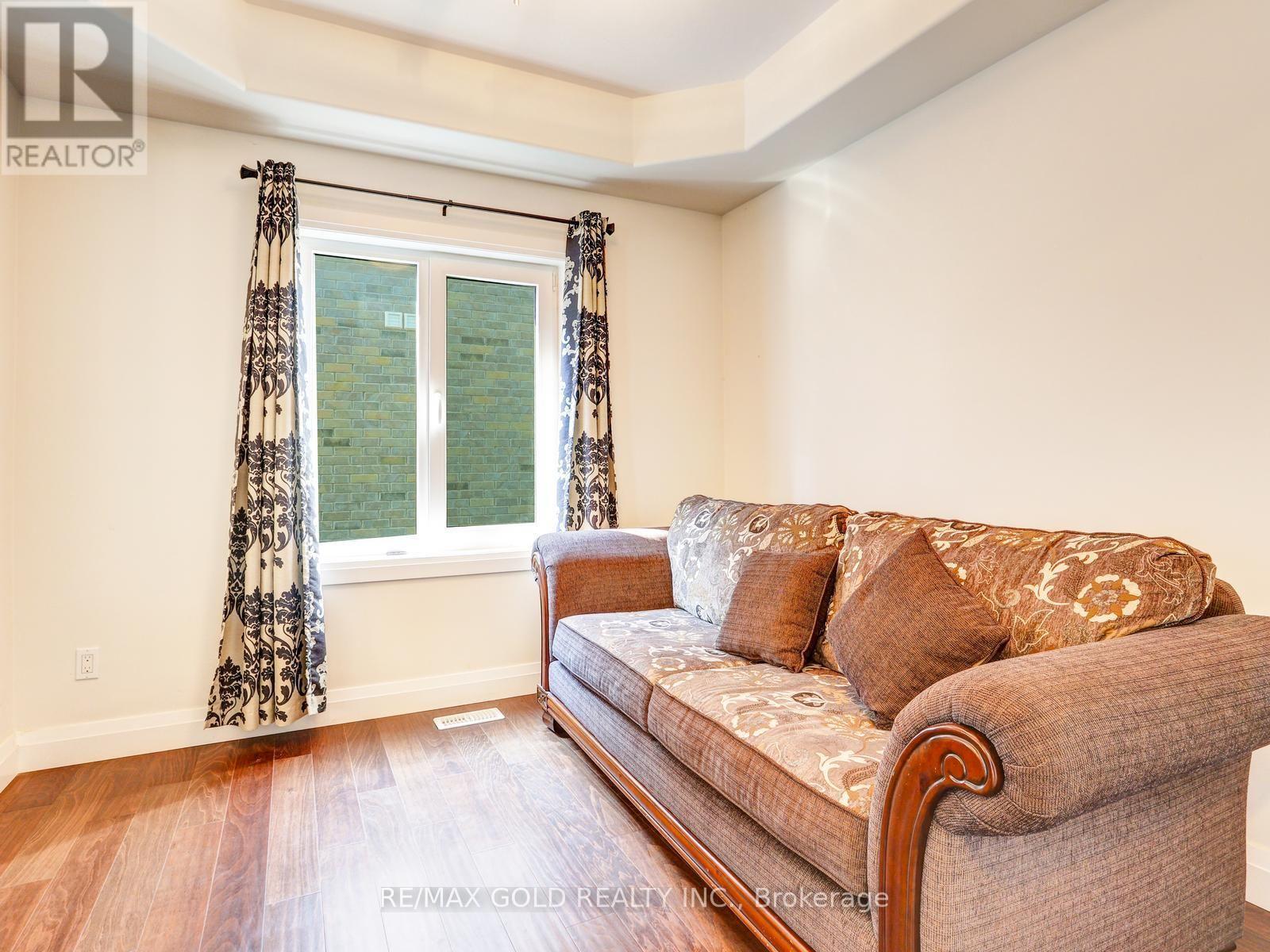 812 Halifax Road, Woodstock, Ontario  N4T 0C6 - Photo 6 - X13654382
