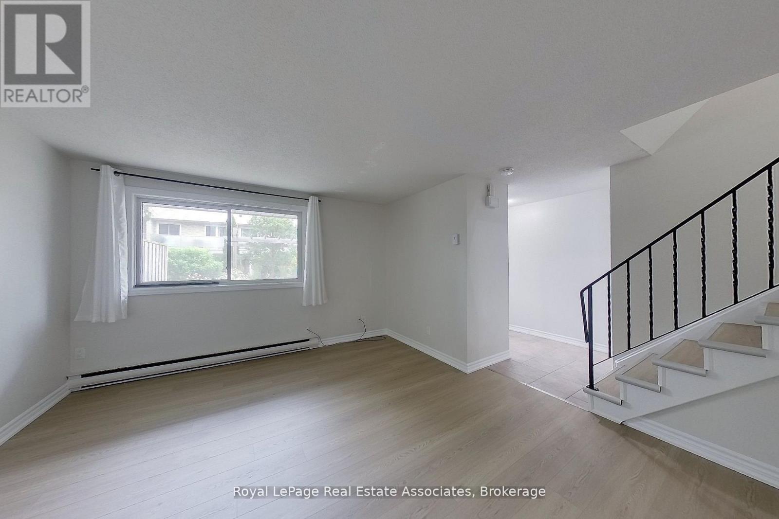 30 - 35 Breckenridge Drive, Kitchener, Ontario  N2B 3H5 - Photo 15 - X13654410