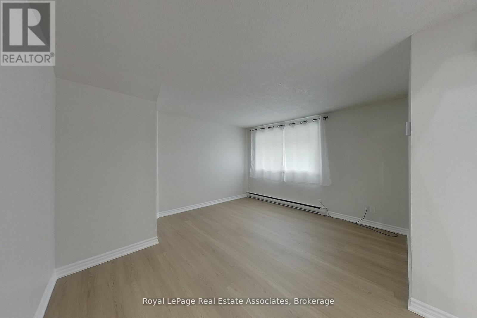 30 - 35 Breckenridge Drive, Kitchener, Ontario  N2B 3H5 - Photo 16 - X13654410