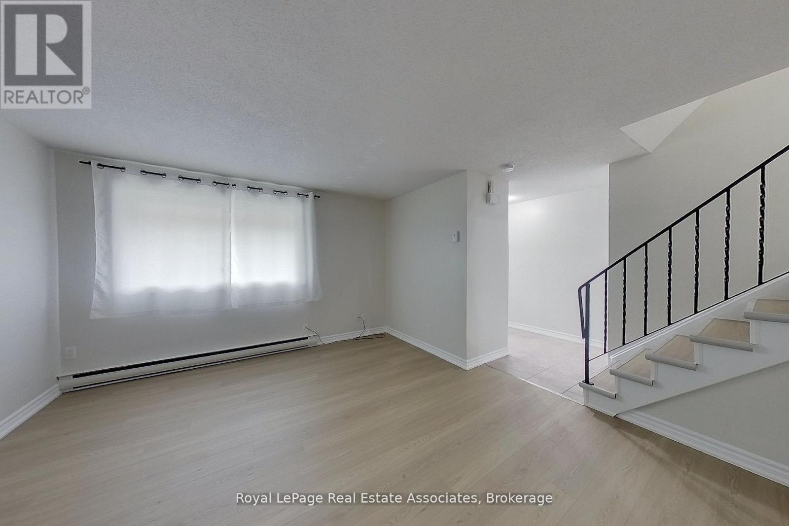 30 - 35 Breckenridge Drive, Kitchener, Ontario  N2B 3H5 - Photo 17 - X13654410