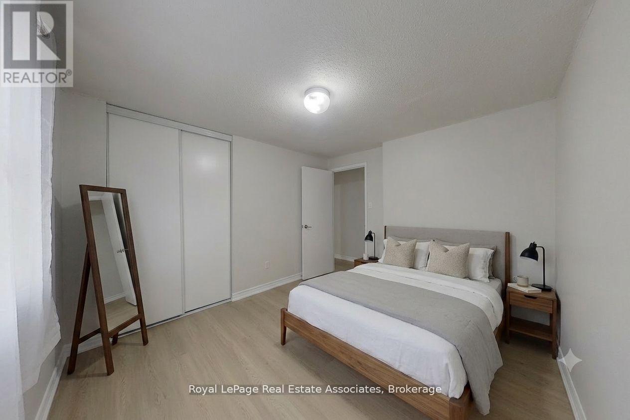 30 - 35 Breckenridge Drive, Kitchener, Ontario  N2B 3H5 - Photo 33 - X13654410