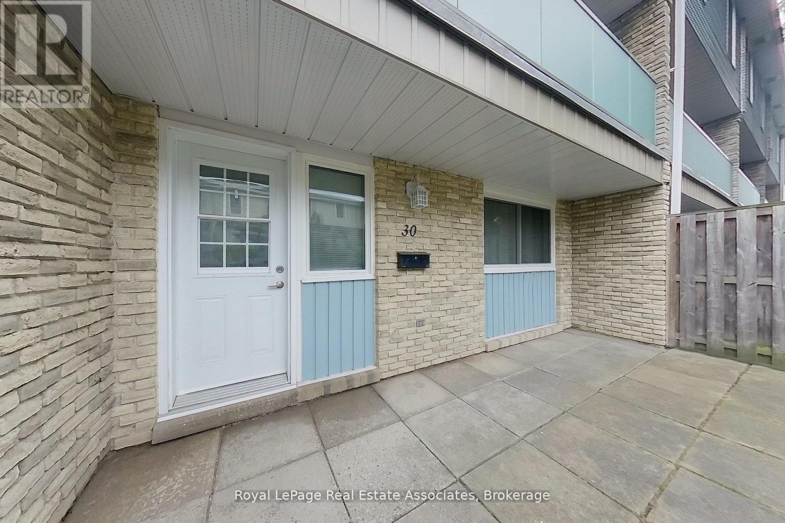 30 - 35 Breckenridge Drive, Kitchener, Ontario  N2B 3H5 - Photo 5 - X13654410