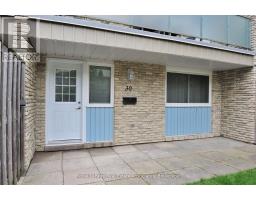 30 - 35 BRECKENRIDGE DRIVE, Kitchener, Ontario