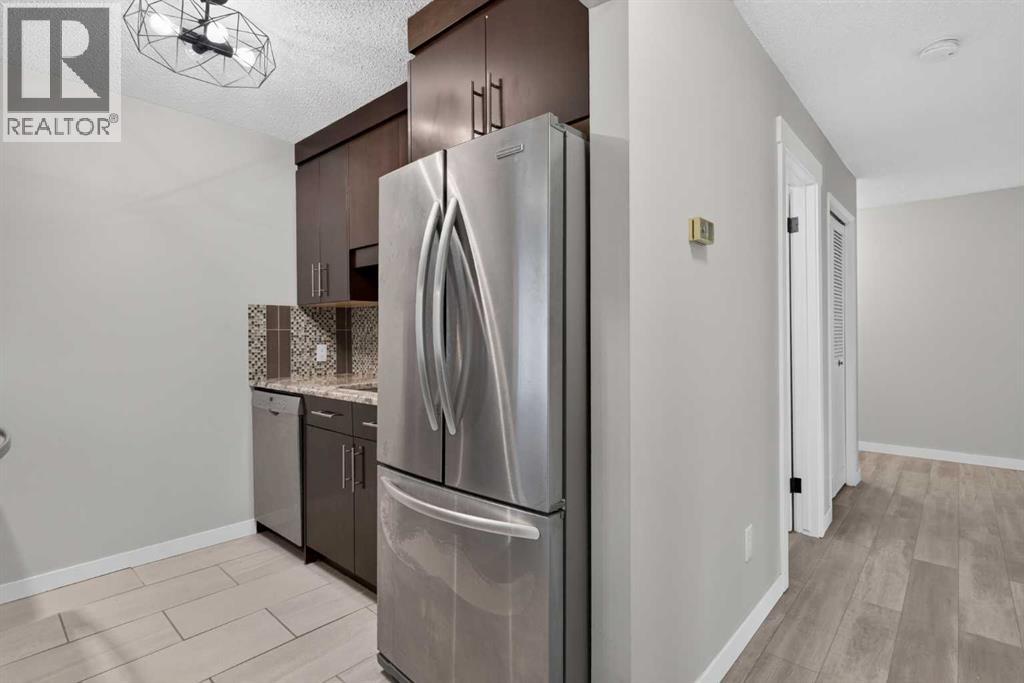 631, 860 Midridge Drive SE, Calgary, Alberta  T2X 1K1 - Photo 12 - A2335026