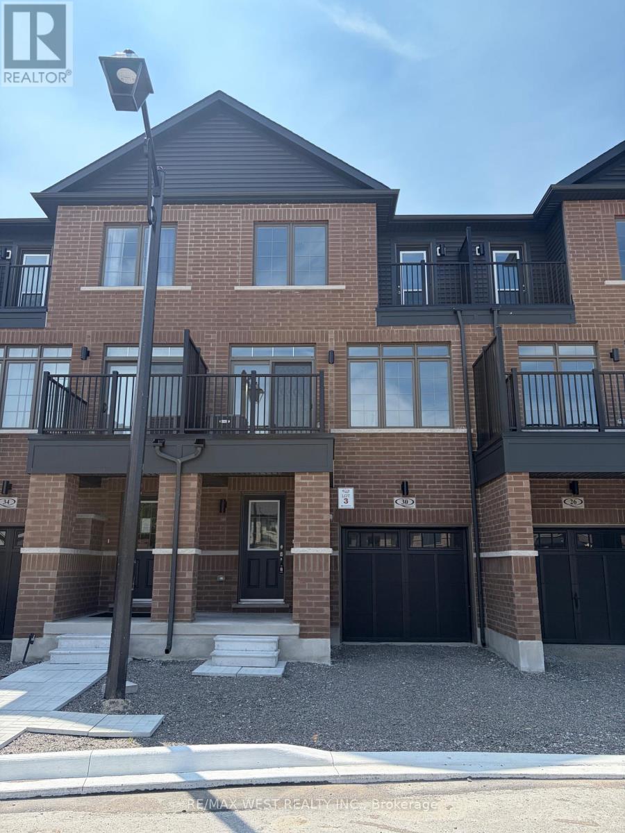 30 WAKELY CRESCENT, Clarington, Ontario