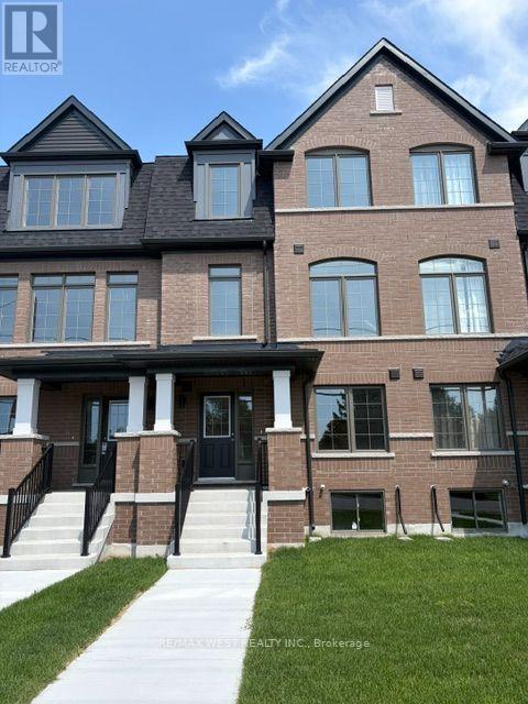 30 Wakely Crescent, Clarington, Ontario  L1E 2X6 - Photo 2 - E13653690