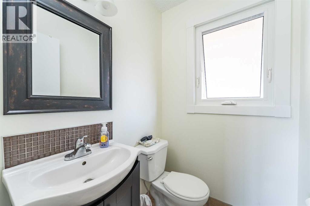 44 Templehill Drive NE, Calgary, Alberta  T1Y 4C3 - Photo 12 - A2334856