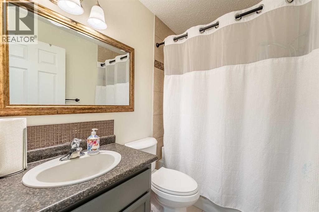 44 Templehill Drive NE, Calgary, Alberta  T1Y 4C3 - Photo 13 - A2334856