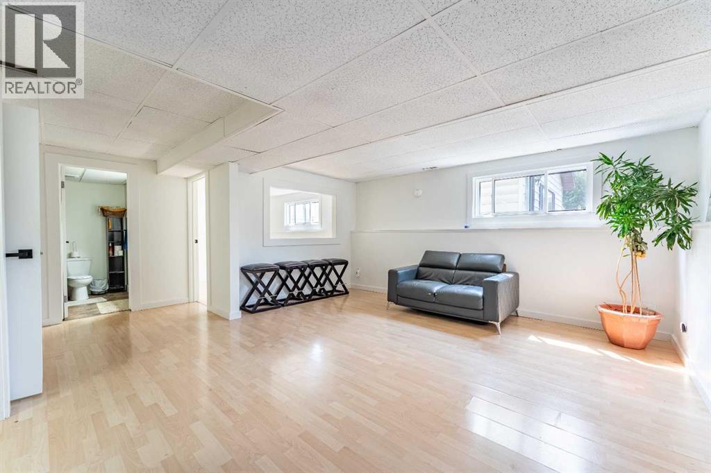 44 Templehill Drive NE, Calgary, Alberta  T1Y 4C3 - Photo 20 - A2334856