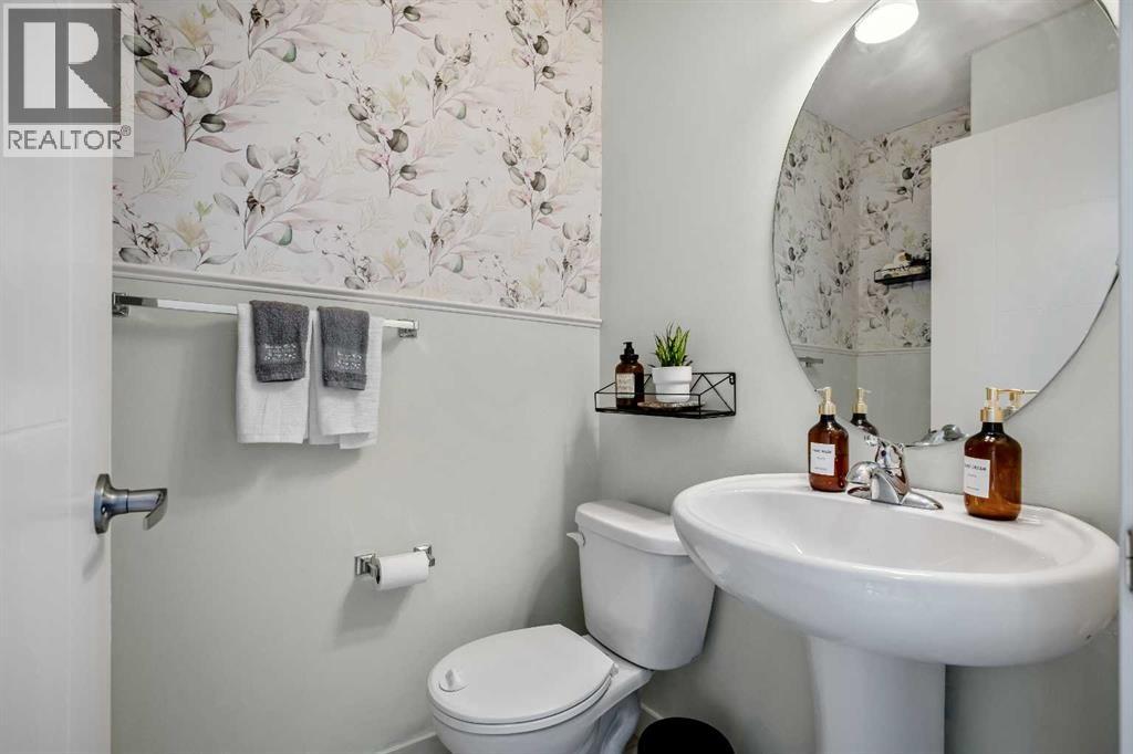 554 Redstone View NE, Calgary, Alberta  T3N 0M9 - Photo 4 - A2335819