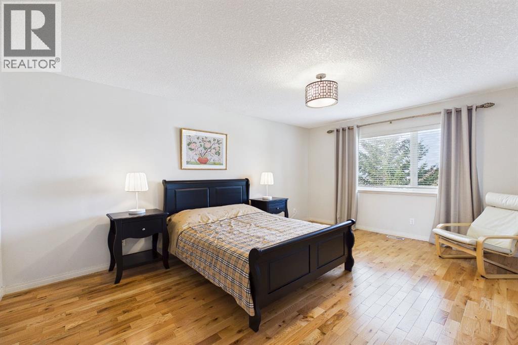15 Royal Crest Terrace NW, Calgary, Alberta  T3G 4M3 - Photo 24 - A2335840
