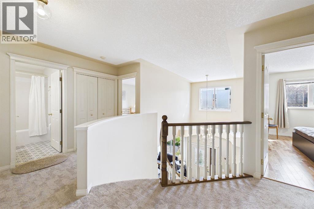 15 Royal Crest Terrace NW, Calgary, Alberta  T3G 4M3 - Photo 30 - A2335840