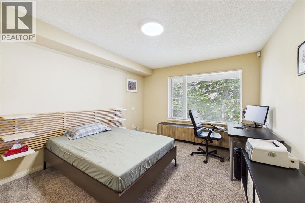 15 Royal Crest Terrace NW, Calgary, Alberta  T3G 4M3 - Photo 39 - A2335840