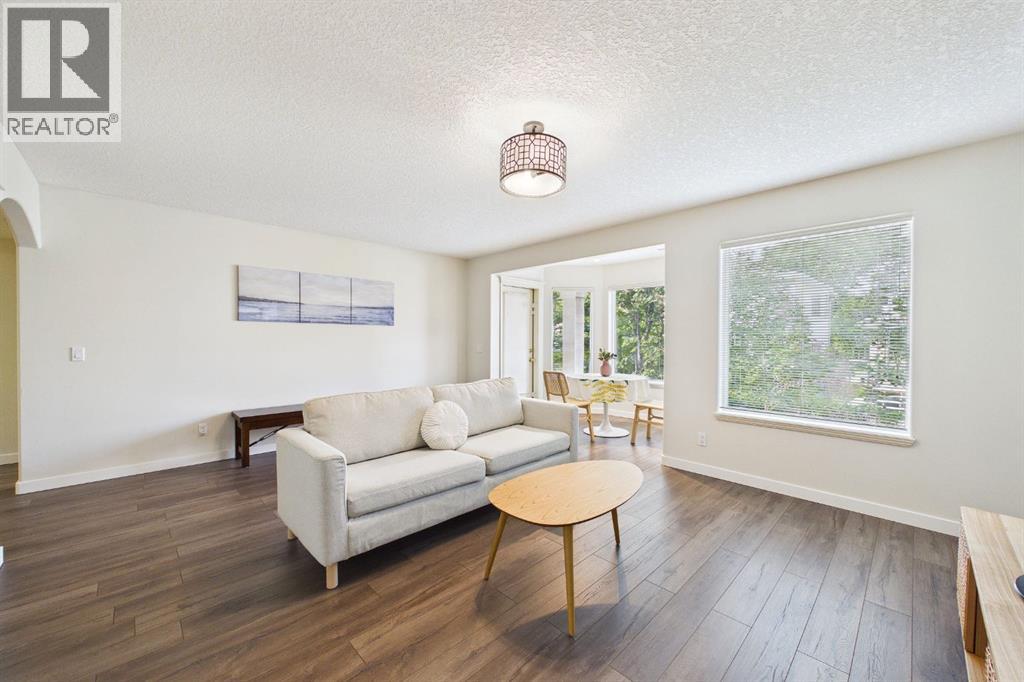 15 Royal Crest Terrace NW, Calgary, Alberta  T3G 4M3 - Photo 37 - A2335840