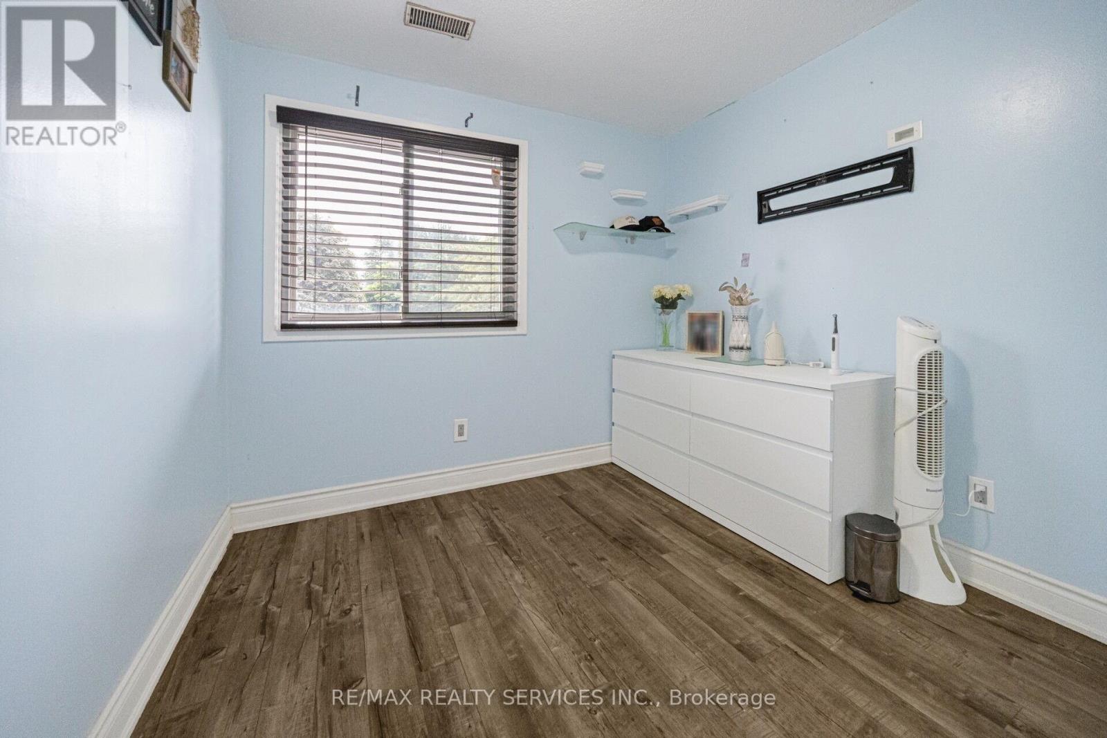3 Grand Valley Drive, Brampton, Ontario  L6S 2L1 - Photo 25 - W13644668