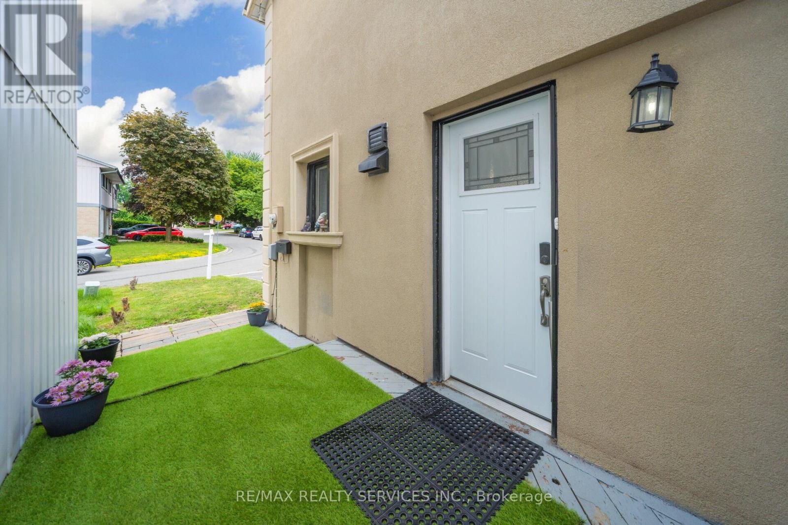 3 Grand Valley Drive, Brampton, Ontario  L6S 2L1 - Photo 42 - W13644668