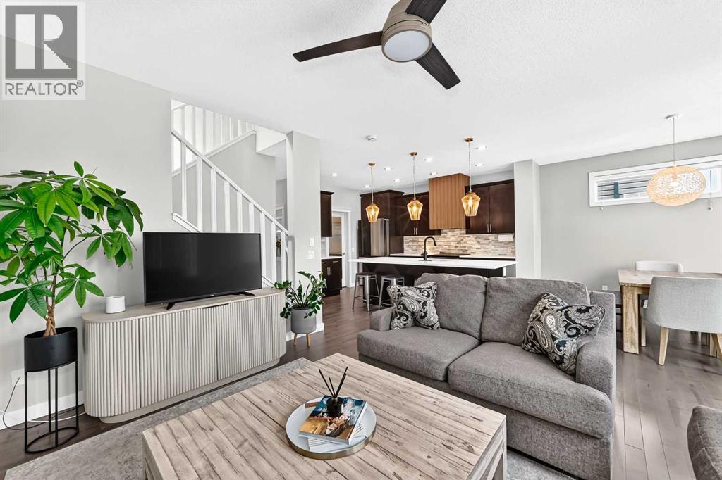 53 Sage Berry Link NW, Calgary, Alberta  T3R 0J2 - Photo 9 - A2321843