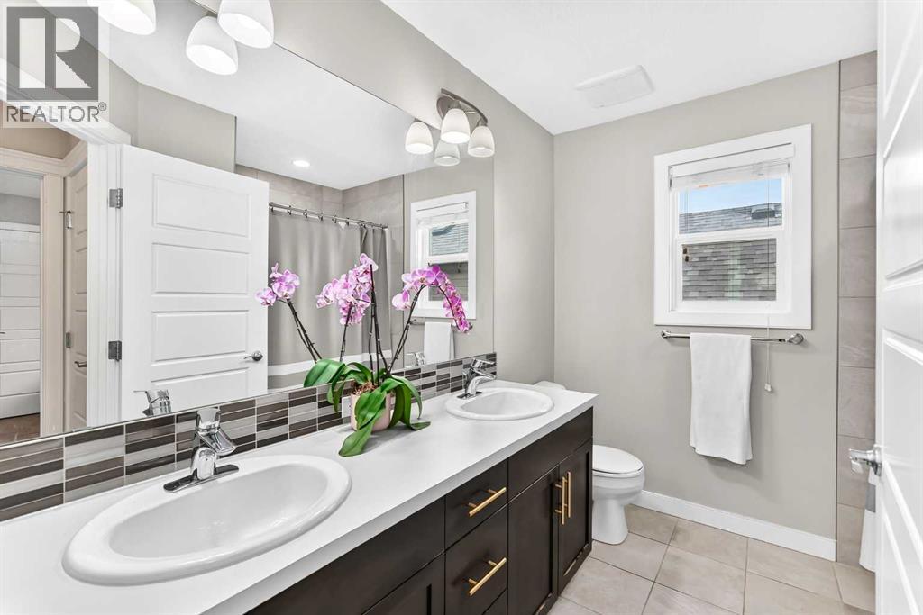 53 Sage Berry Link NW, Calgary, Alberta  T3R 0J2 - Photo 19 - A2321843
