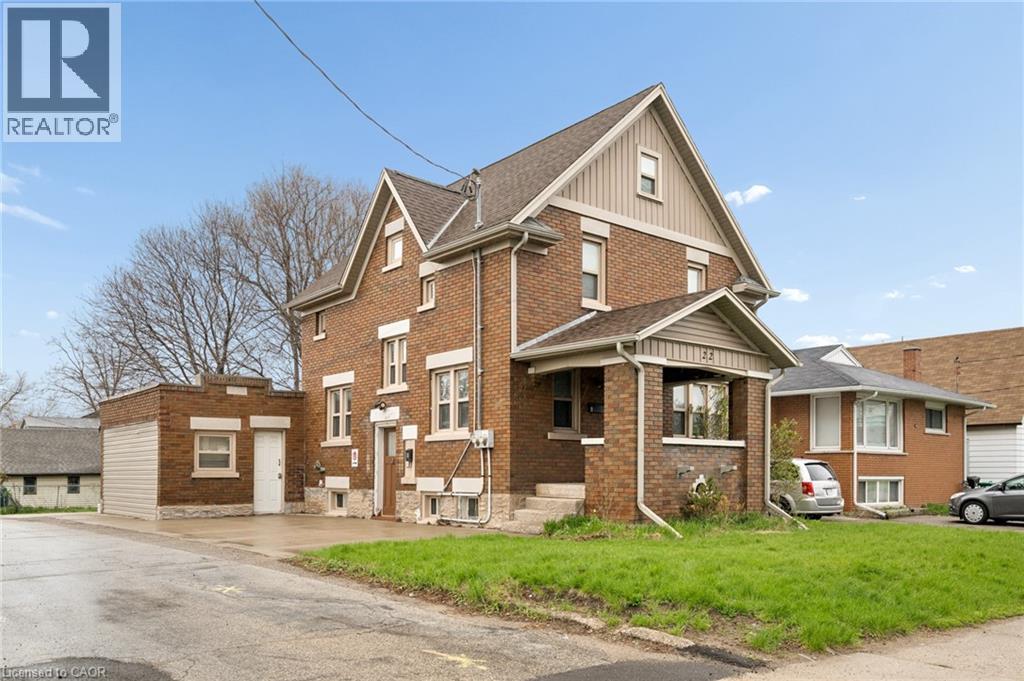22 DELLROY Avenue, Kitchener, Ontario