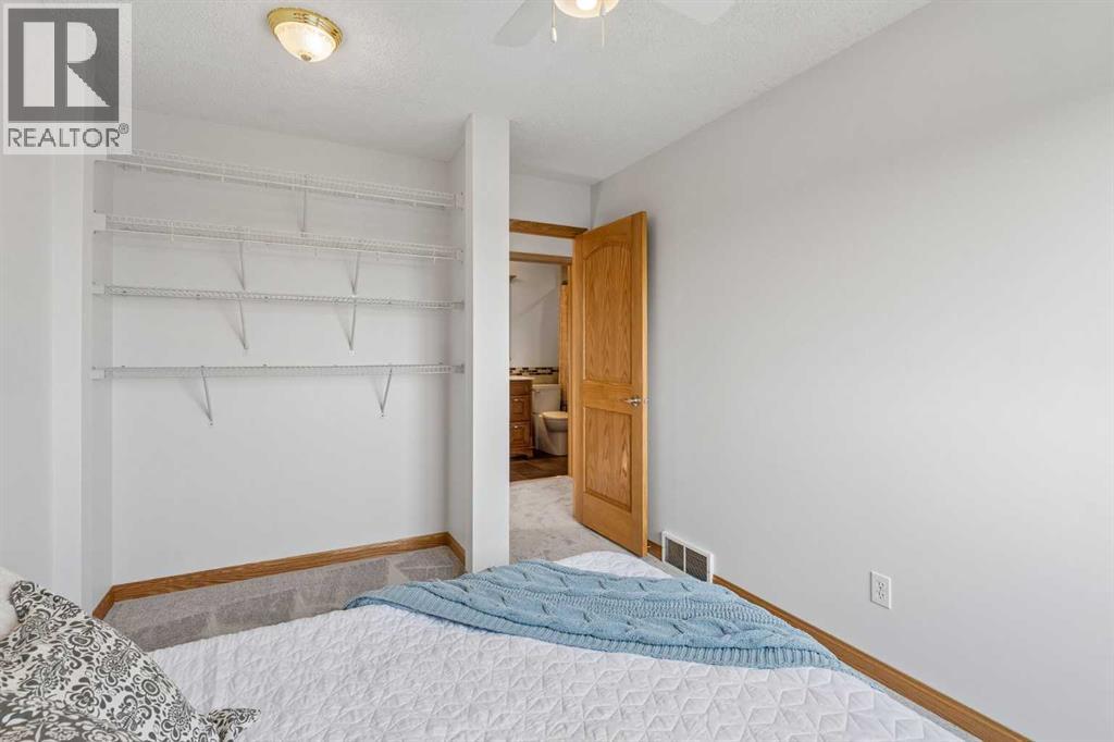 246 Mt Lorette Place SE, Calgary, Alberta  T2Z 2L9 - Photo 20 - A2332979