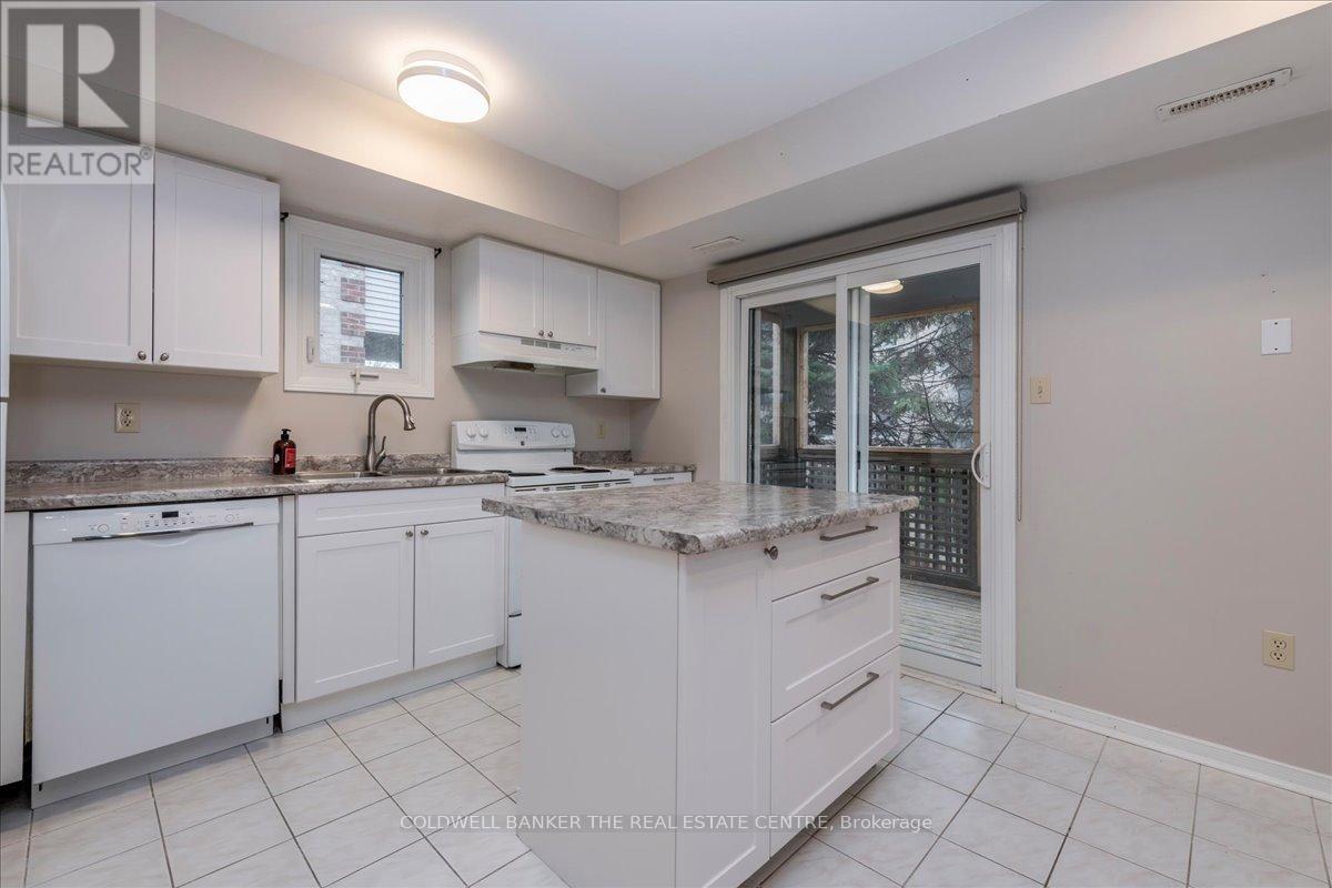 9 - 119 D'ambrosio Drive, Barrie, Ontario L4N 7N7 - Photo 5 - S13654418