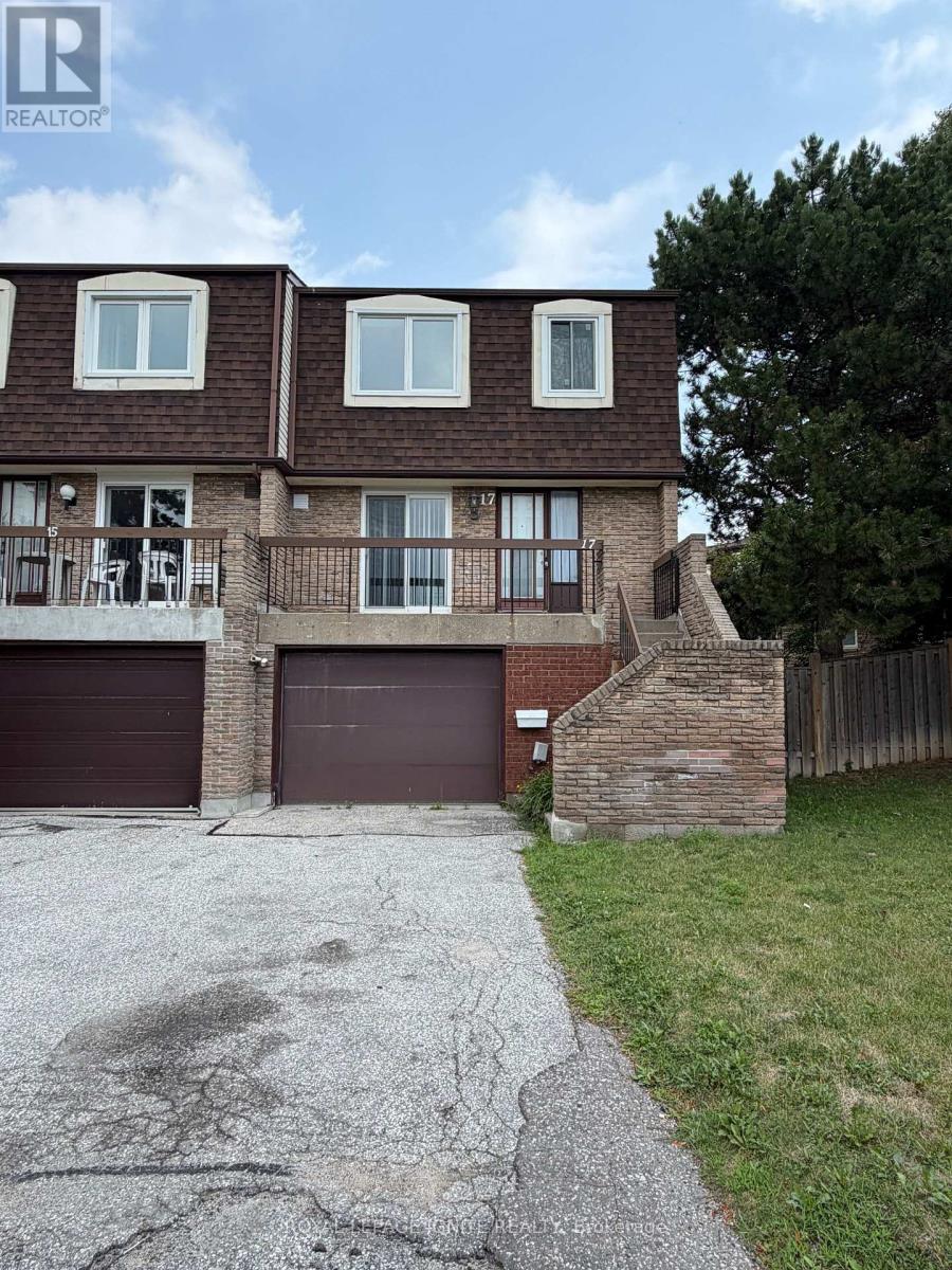 8 - 17 SANDHURST CIRCLE, Toronto, Ontario