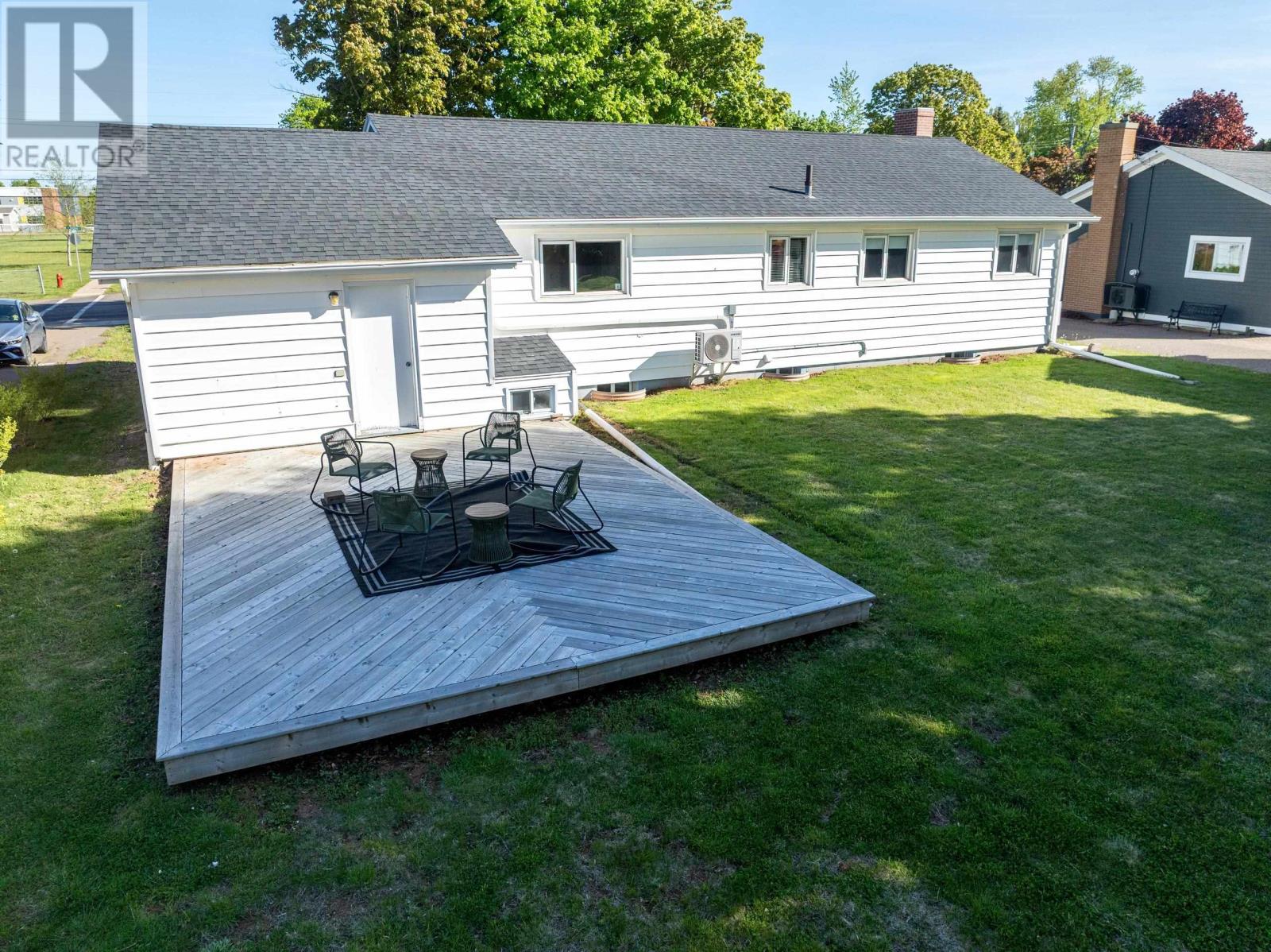 119 Nassau Street, Charlottetown, Prince Edward Island  C1A 2W8 - Photo 3 - 202613481