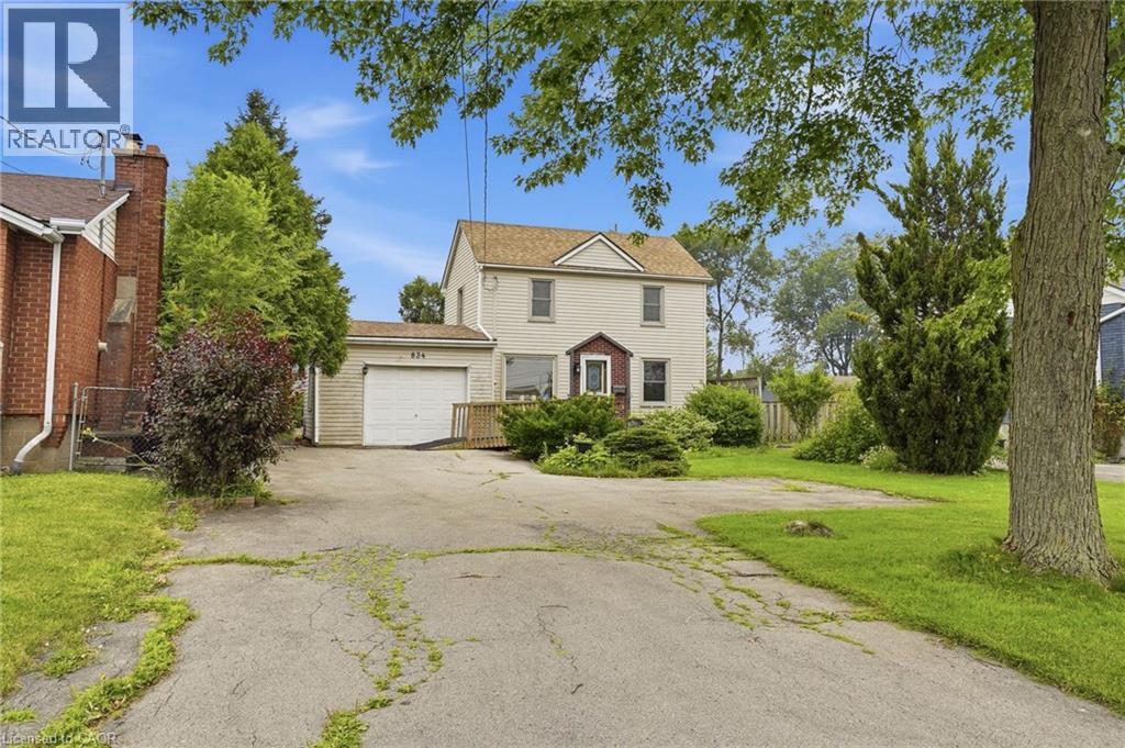 834 MOHAWK Road E, Hamilton, Ontario