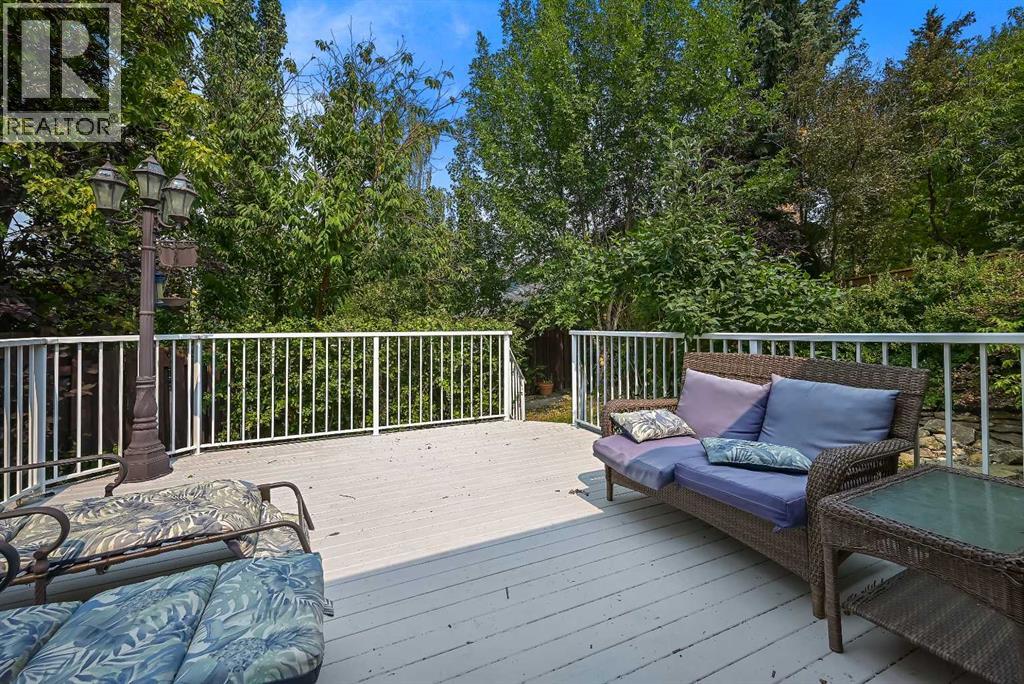 80 Edforth Way NW, Calgary, Alberta  T3A 3W2 - Photo 32 - A2333345