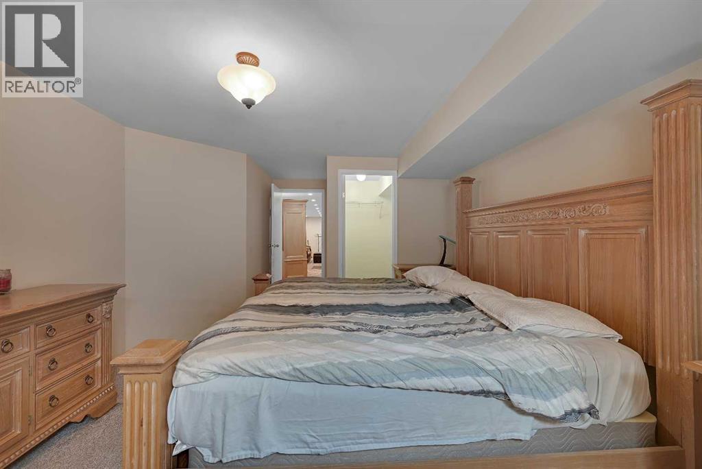 80 Edforth Way NW, Calgary, Alberta  T3A 3W2 - Photo 27 - A2333345