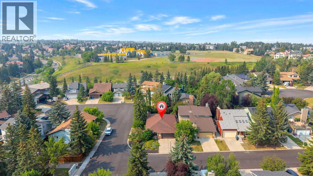 80 Edforth Way NW, Calgary, Alberta