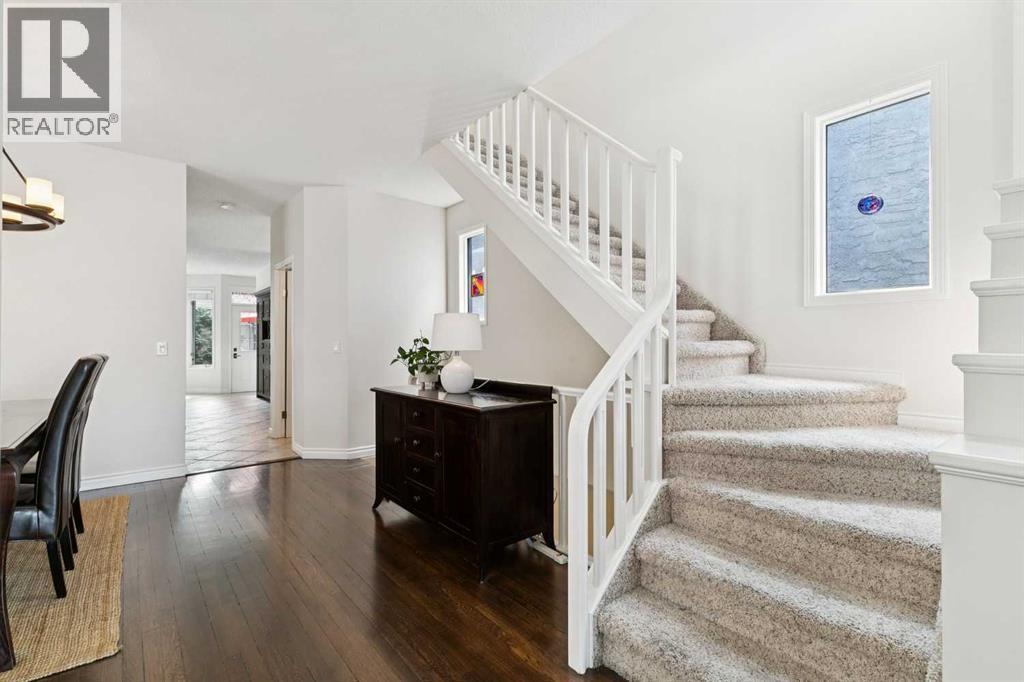 2213 27 Avenue SW, Calgary, Alberta  T2T 1J1 - Photo 12 - A2335877