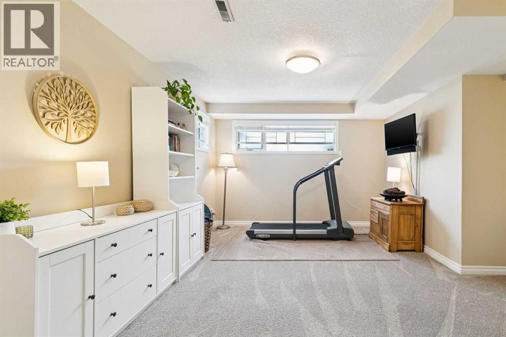 2213 27 Avenue SW, Calgary, Alberta  T2T 1J1 - Photo 23 - A2335877
