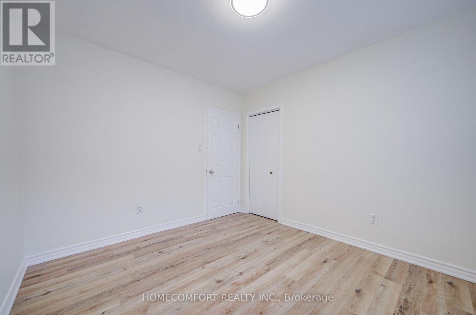 70 Hunt ( Main Floor ) Avenue, Richmond Hill, Ontario  L4C 4G9 - Photo 27 - N13594080