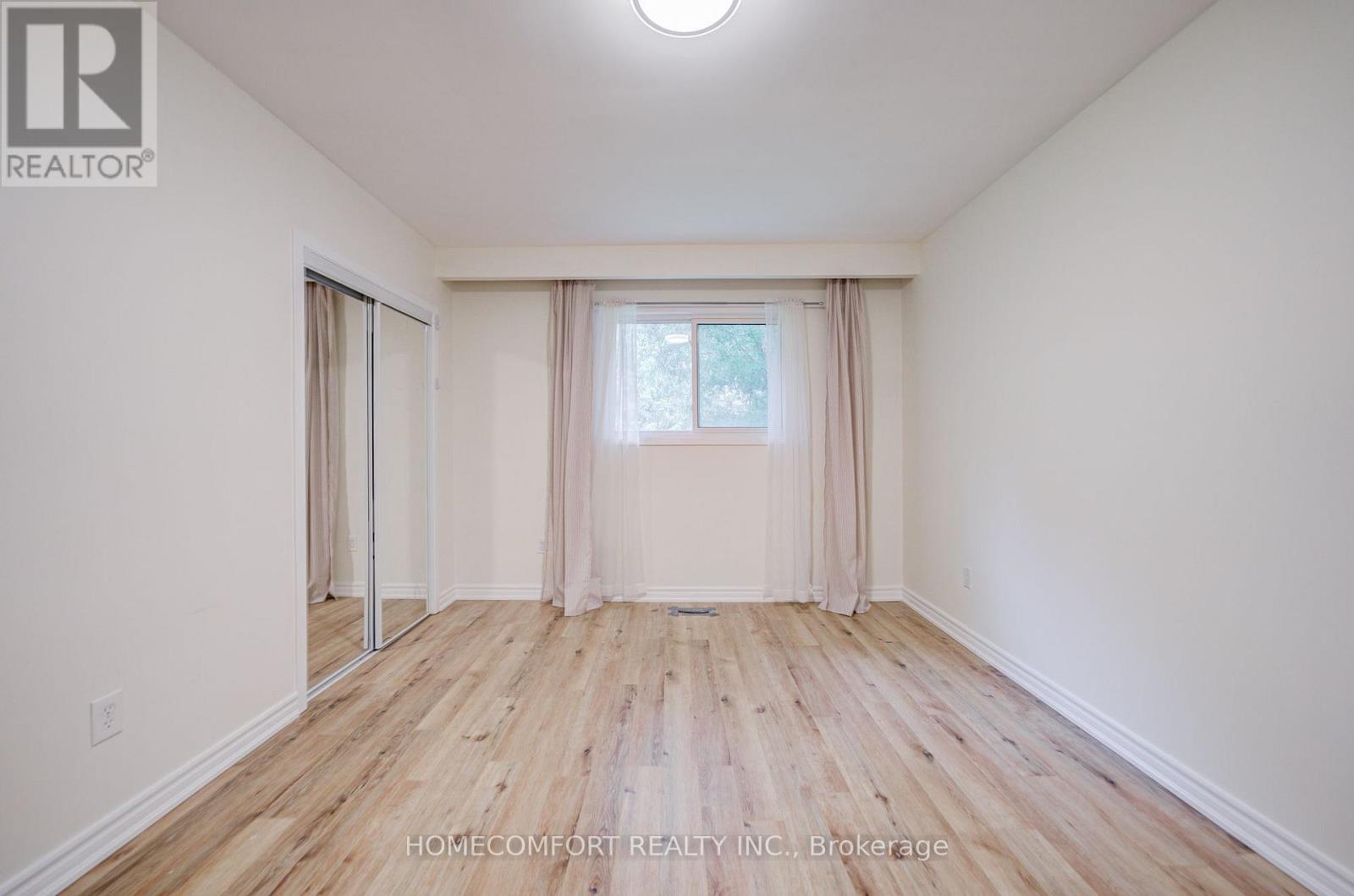 70 Hunt ( Main Floor ) Avenue, Richmond Hill, Ontario  L4C 4G9 - Photo 32 - N13594080