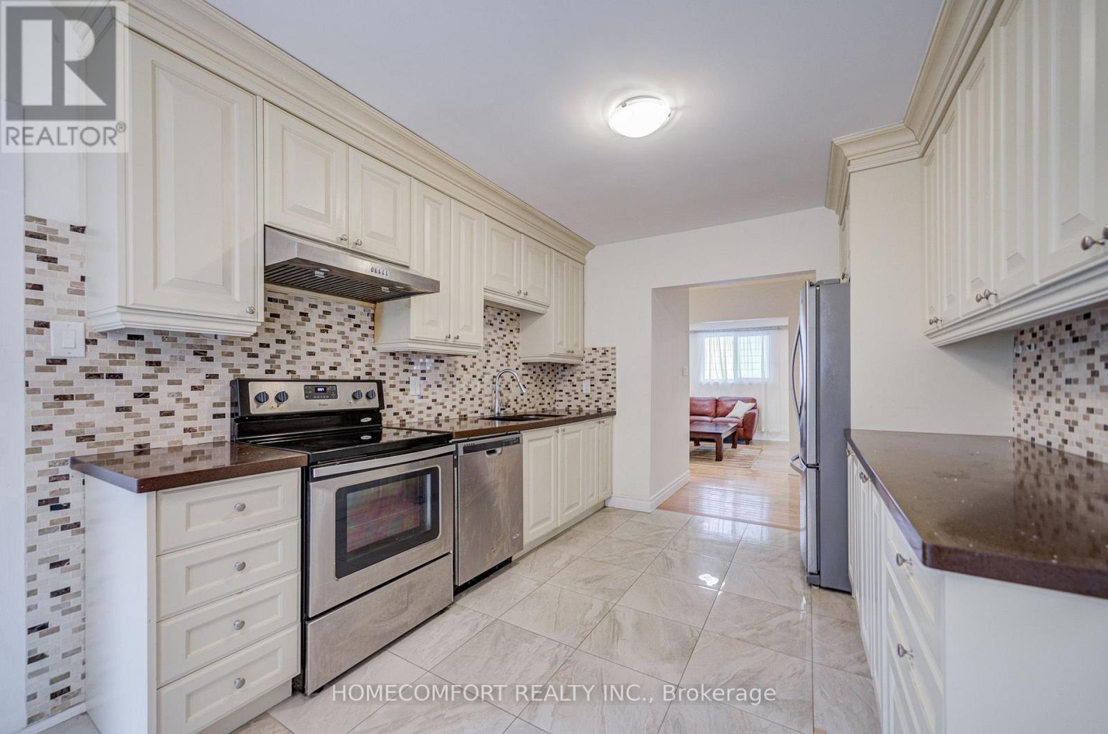 70 Hunt ( Main Floor ) Avenue, Richmond Hill, Ontario  L4C 4G9 - Photo 20 - N13594080