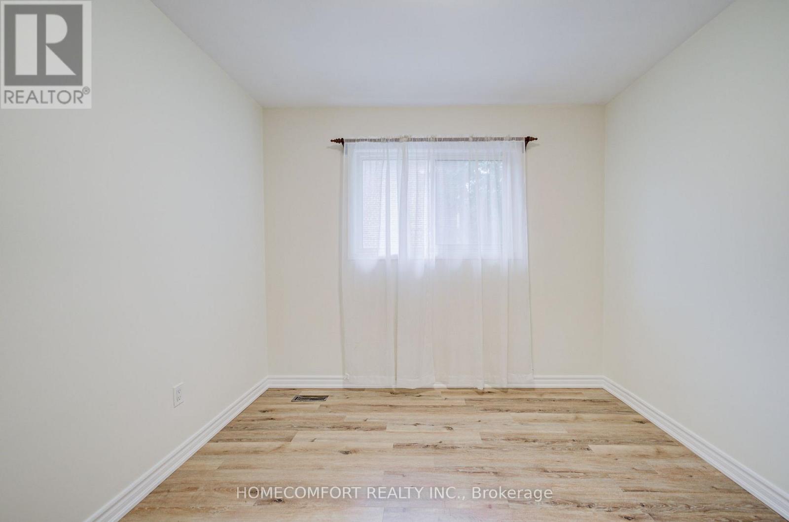 70 Hunt ( Main Floor ) Avenue, Richmond Hill, Ontario  L4C 4G9 - Photo 26 - N13594080