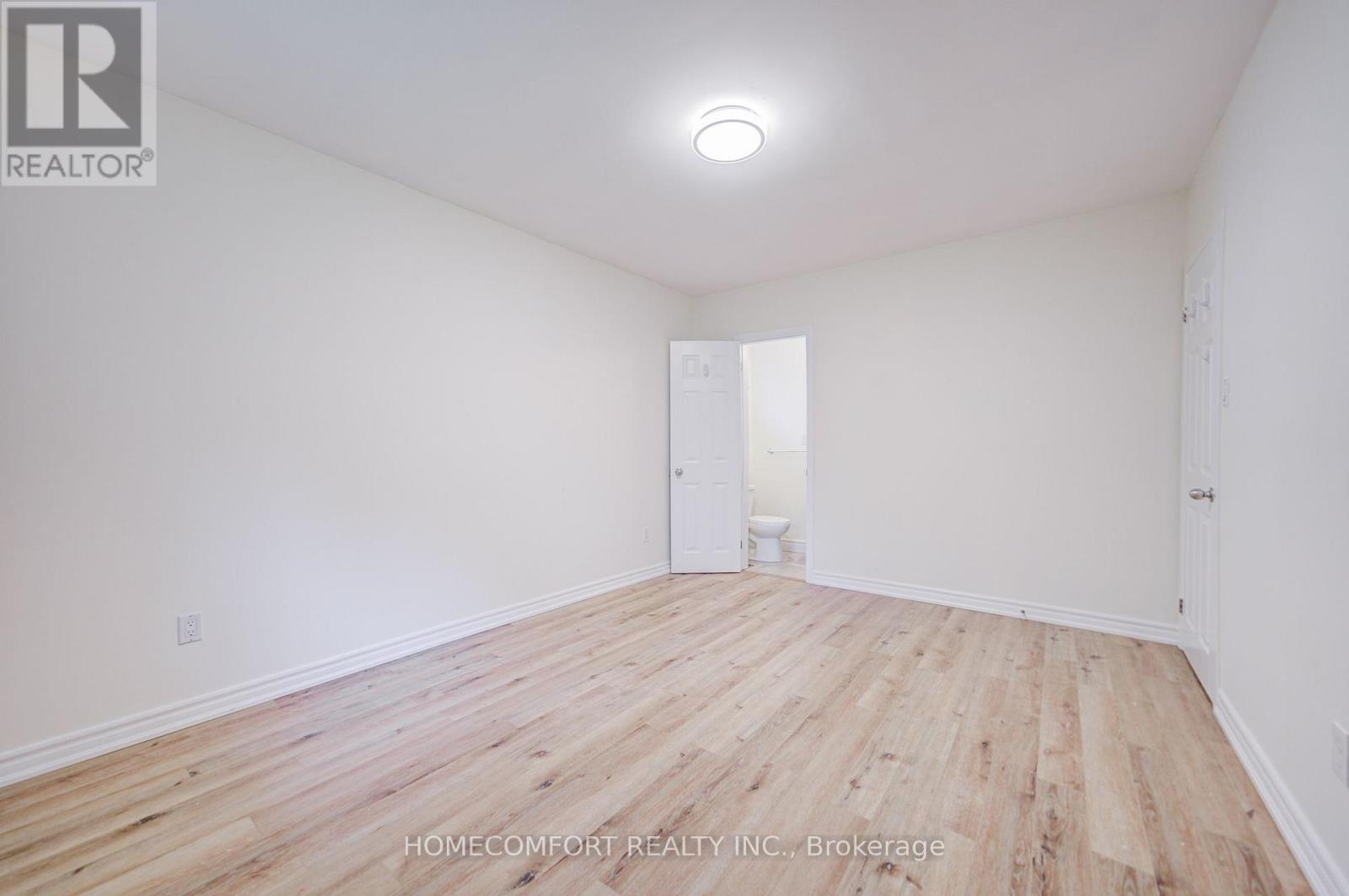 70 Hunt ( Main Floor ) Avenue, Richmond Hill, Ontario  L4C 4G9 - Photo 34 - N13594080