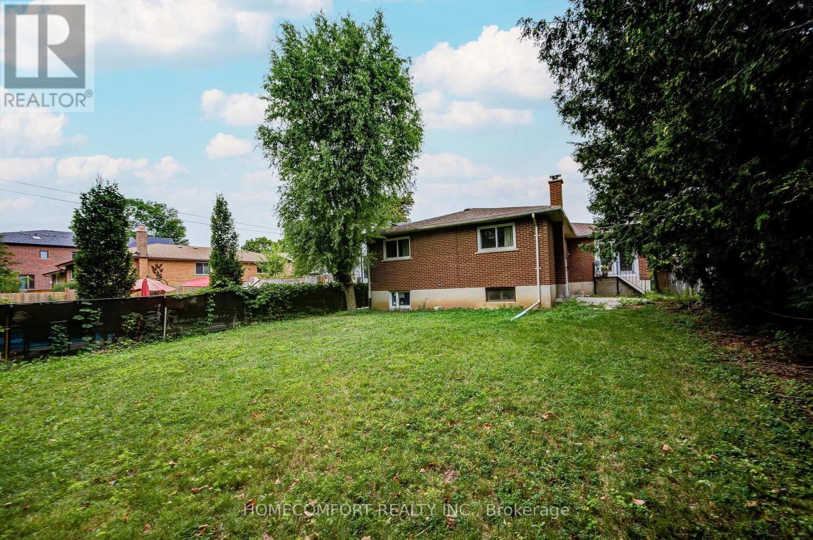 70 Hunt ( Main Floor ) Avenue, Richmond Hill, Ontario  L4C 4G9 - Photo 40 - N13594080
