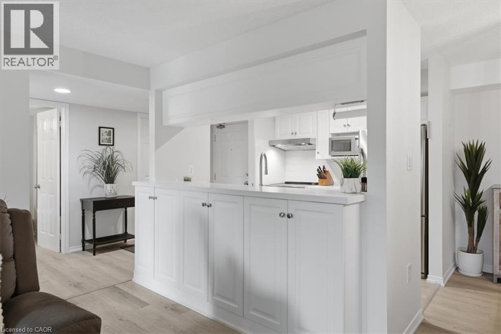 216 Plains Road W Unit# E305, Burlington, Ontario  L7T 4L3 - Photo 15 - 40854314