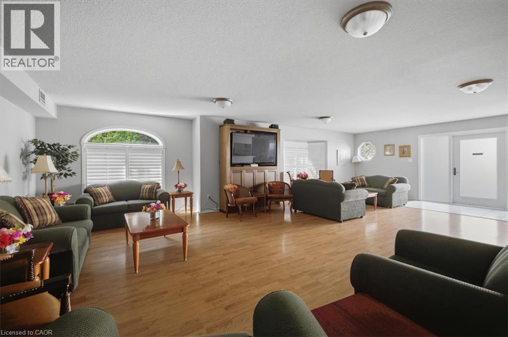 216 Plains Road W Unit# E305, Burlington, Ontario  L7T 4L3 - Photo 29 - 40854314