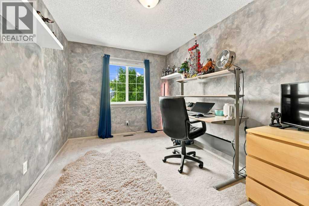 236 Chaparral Drive Se, Calgary, Alberta T2X 3M9 - Photo 24 - A2335721