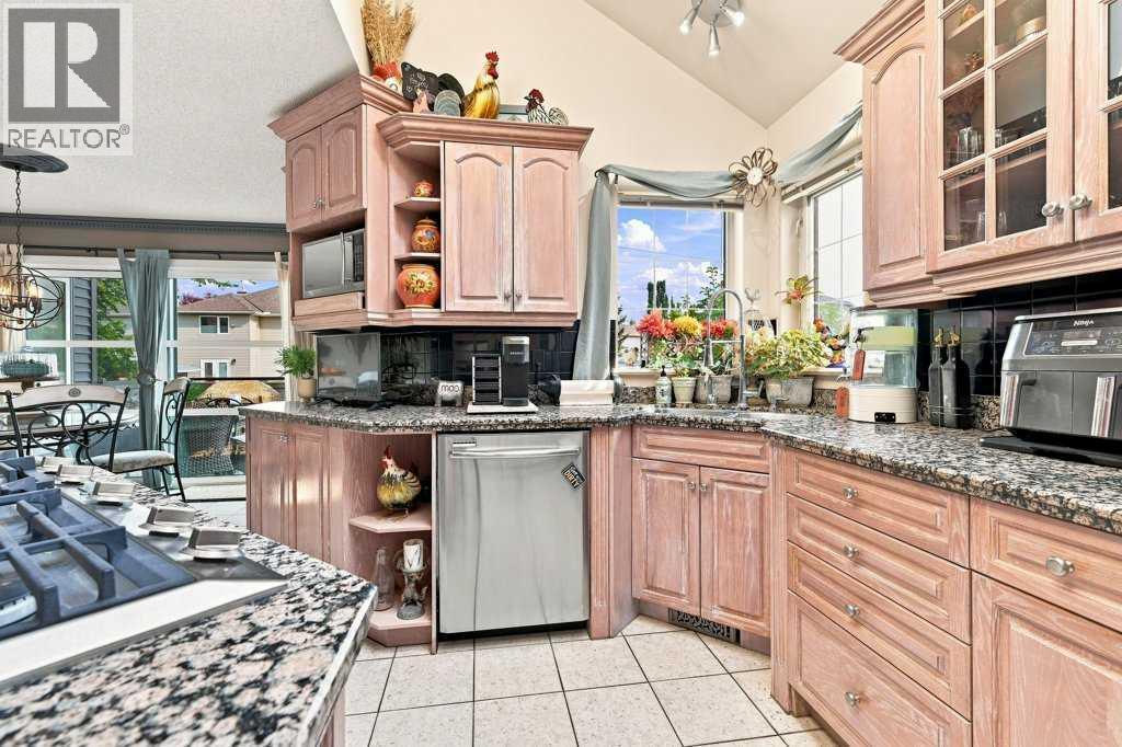 236 Chaparral Drive Se, Calgary, Alberta T2X 3M9 - Photo 8 - A2335721