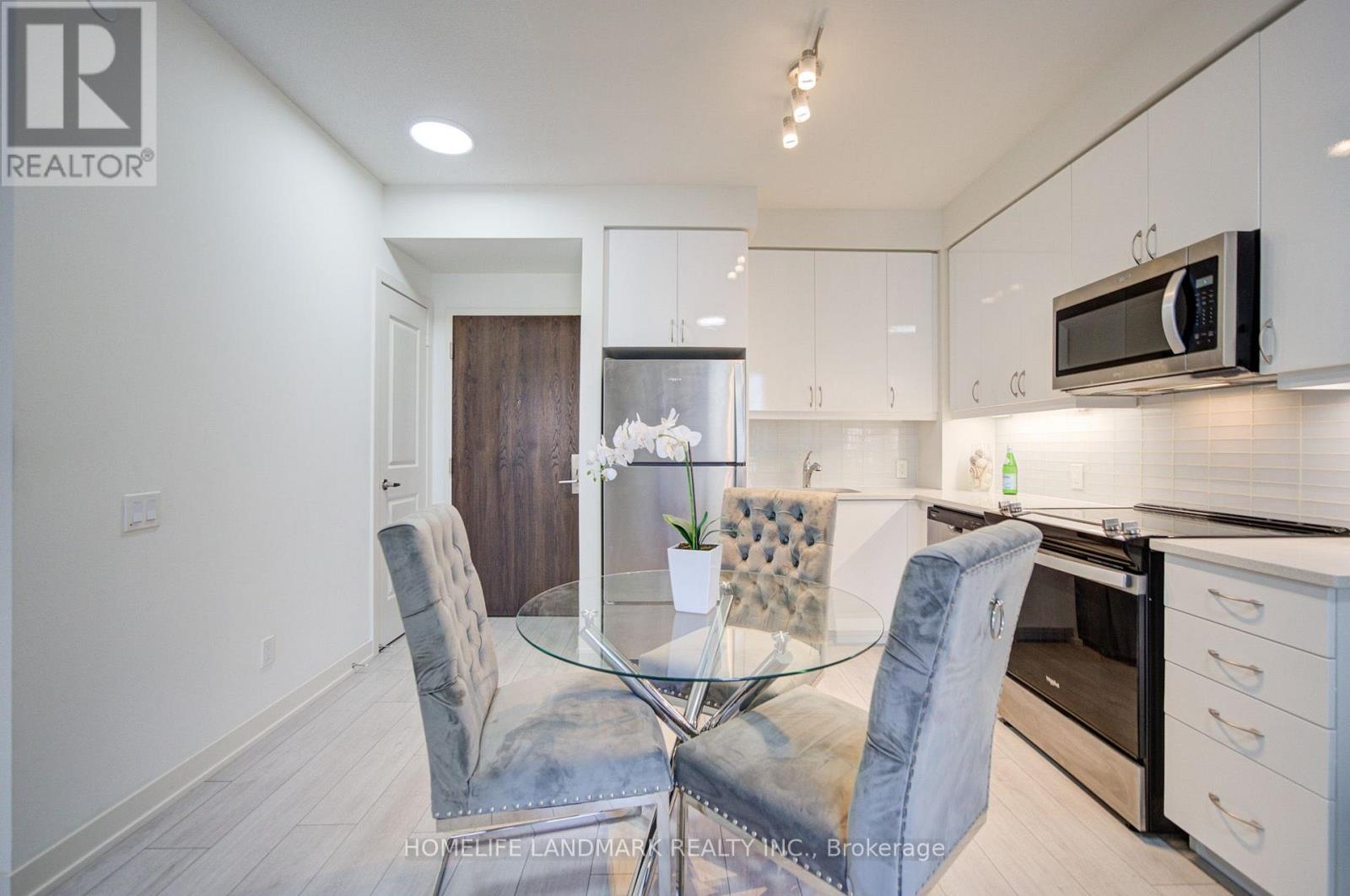 818 - 4955 Yonge Street, Toronto, Ontario  M2N 0L8 - Photo 5 - C13654536