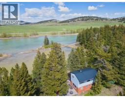 20 Lee Lake Road, Rural Pincher Creek No. 9, Alberta