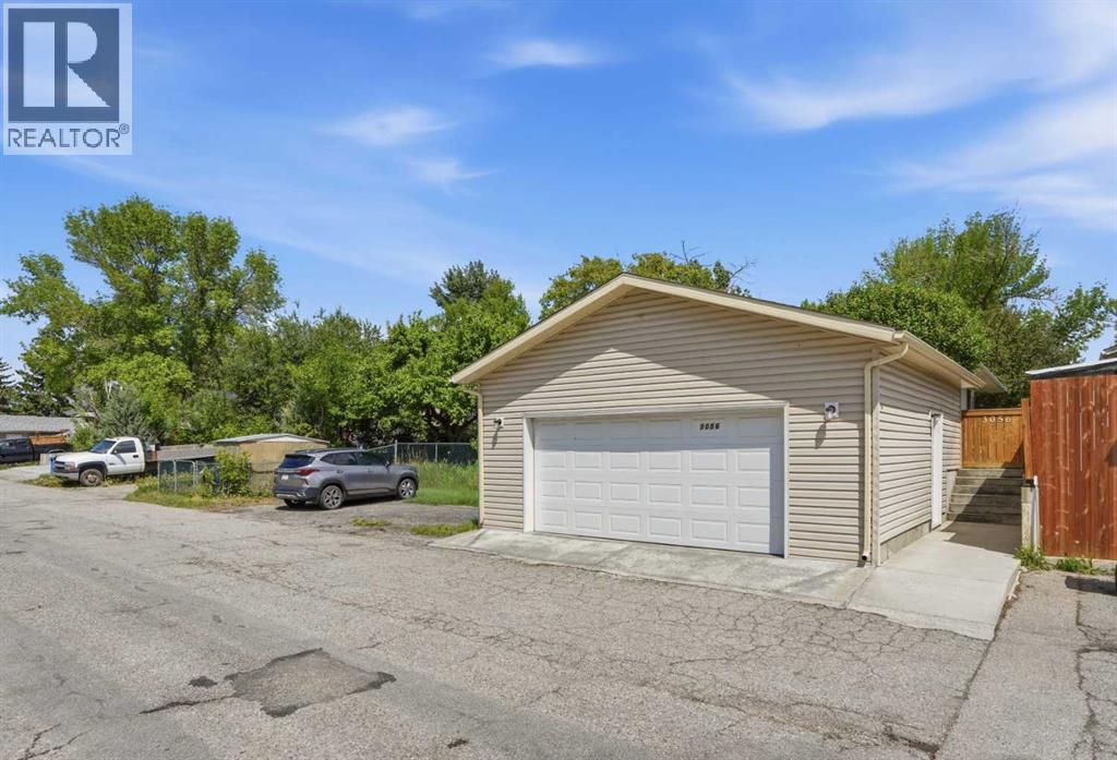 3056 32a Street SE, Calgary, Alberta  T2B 0T3 - Photo 37 - A2332446