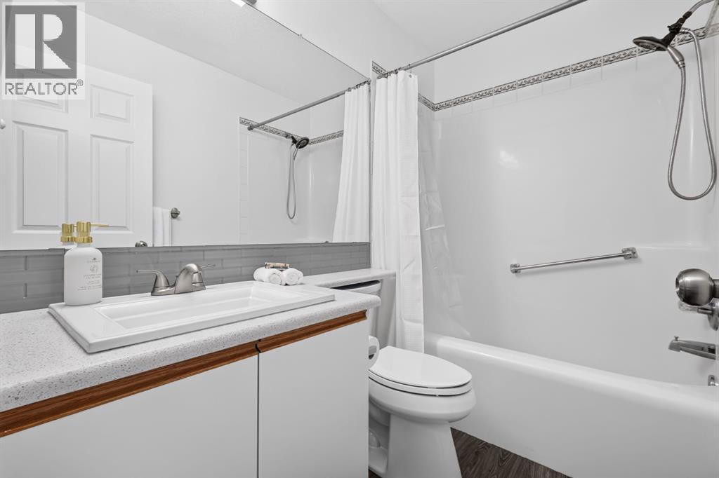 28 Cambridge Glen Drive, Strathmore, Alberta  T1P 1N3 - Photo 27 - A2335161